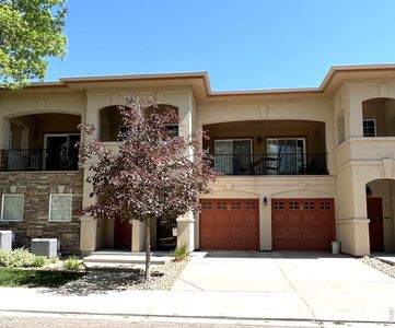 1703 Whitehall Dr #4A