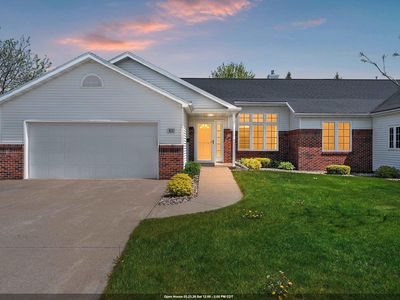 923 W Windtree Dr