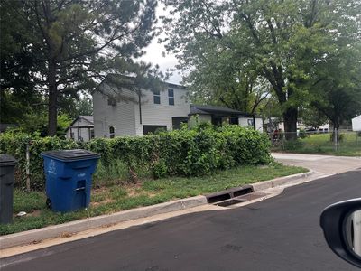 1003 N Urbana Ave