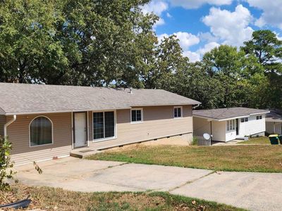 22 Southmont Dr