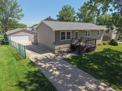 206 Spruce Hills Dr