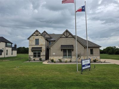 232 Redwood Cir