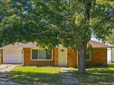 1035 N 6th Ave