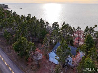 5877 Five Mile Point Rd