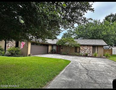 Property at 914 Chickasaw Dr, Opelousas, LA