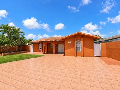 Property at 4210 W 10th Court, Hialeah, FL
