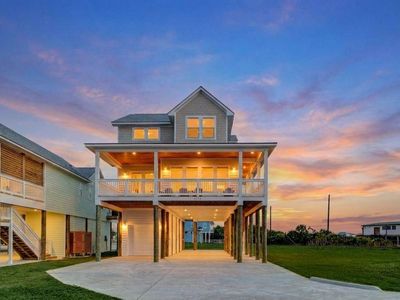 4010 Miramar Ct