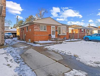 Property at 6625 N Beech Daly Rd, Dearborn Heights, MI