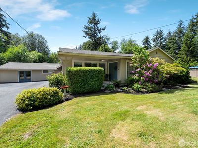 1918 S Lake Stickney Dr