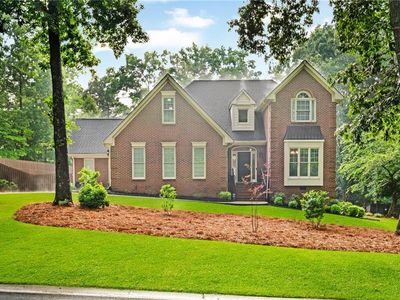 460 Saddlebrook Dr SE