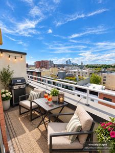 463 1st St APT 8H