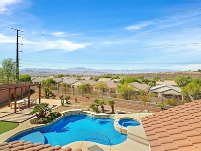 2296 Manosque Ln