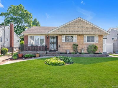 106 Green Avenue