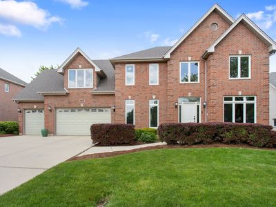 Property at 924 Naples Ln, Woodridge, IL