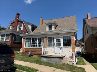 605 McKinnon Ave