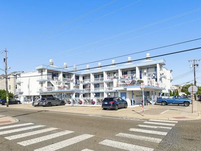 1900 Surf Ave #304