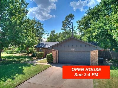 2202 Louise Ln