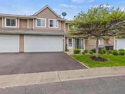 12284 Zealand Cir N