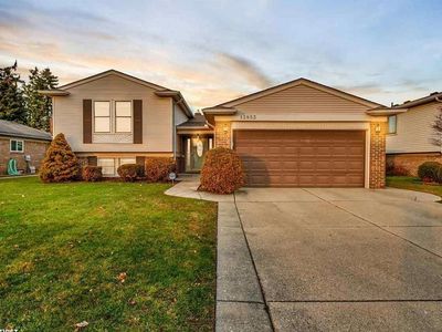 13853 Deepwood Ct