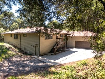 300 Winona Way
