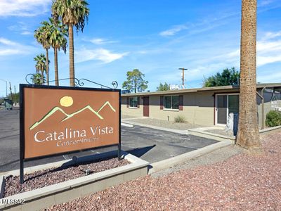 2801 N Columbus Blvd APT 1