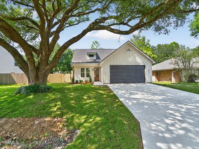121 Meadow Glen Dr