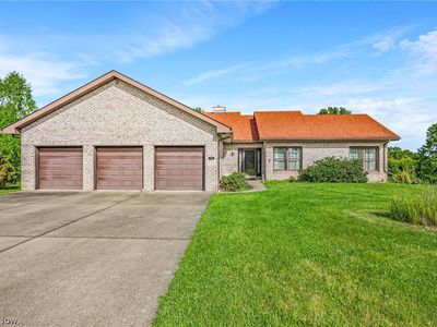 704 Colliers Way