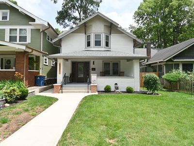 4321 N College Ave