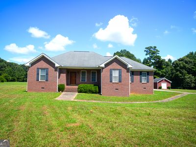 260 Moseley Dr