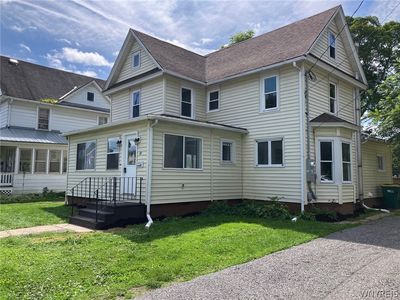 22 Genesee St