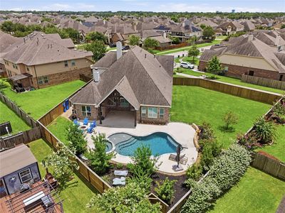 327 Westwood Dr