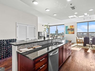 270 17th St NW Unit 3503