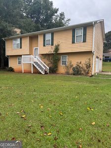 Property at 15 River Ln N, Covington, GA