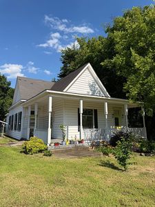 Property at 409 W Valley St, Morrilton, AR