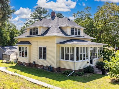 115 Mill St E