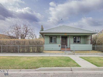 2030 Elm St