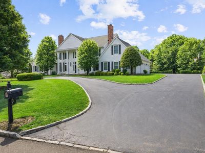 6 Oak Ridge Court