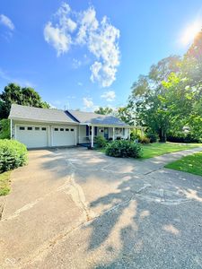 313 W Pennsylvania St