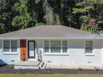 559 Westmeath Dr SW