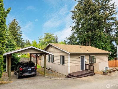 19708 North Park Avenue N