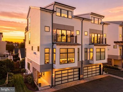 7 Clear Springs Ct