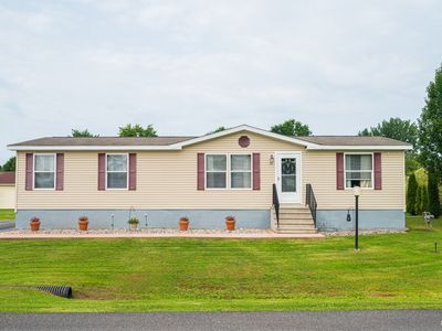 7A Sunrise Blvd E