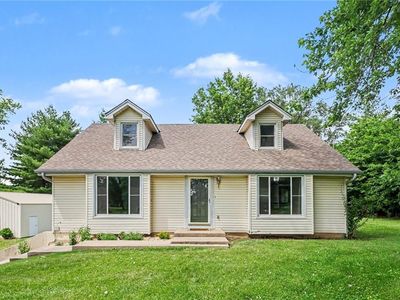 702 Howard Rd