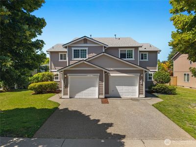 7039 7041 Lazy Court SW