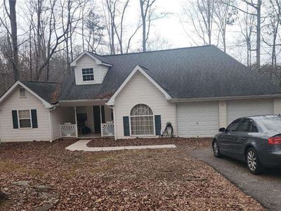 490 Forest Rd
