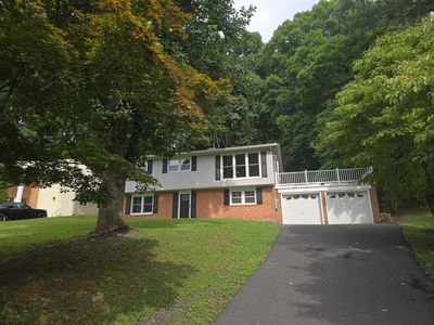 103 Ridgewood Cir