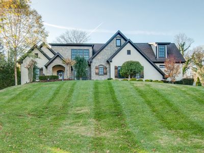 4001 Wallace Ln