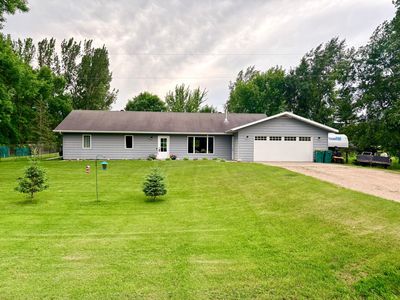 28169 Meadow Dr