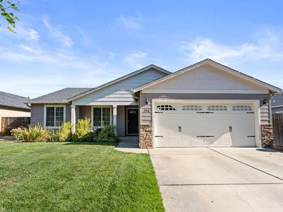 908 Archer Dr