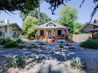221 Orange Ave